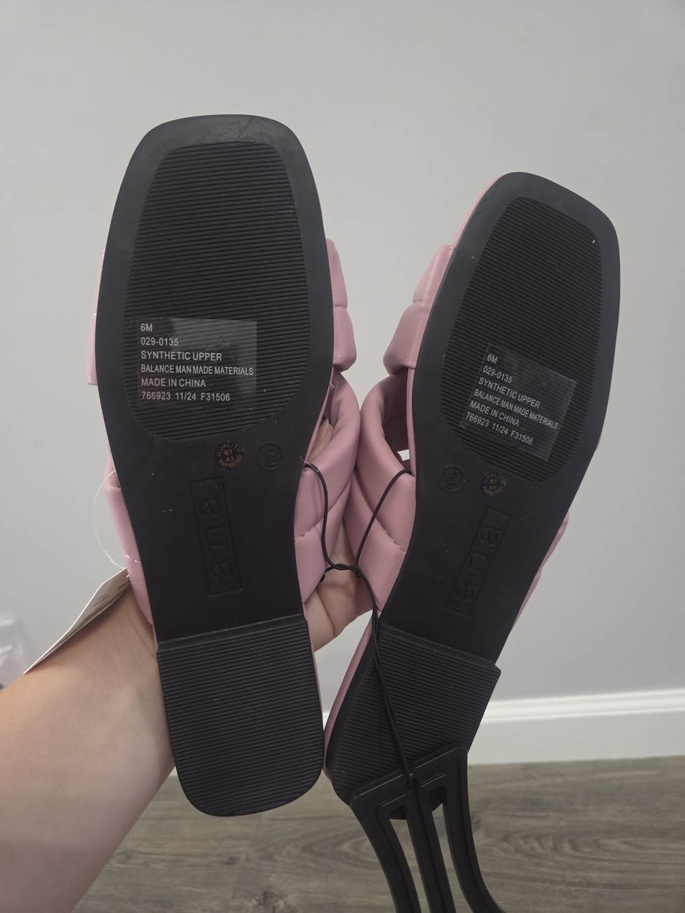 a.n.a Pink Crisscross Slide Sandals Size 6 NWT - Picture 5 of 5